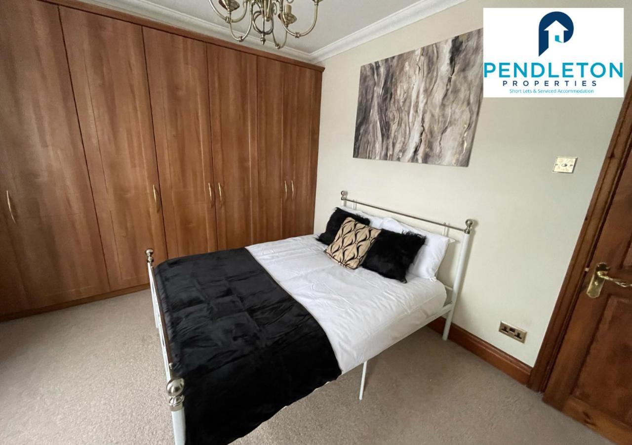 Spacious 2 Bedroom House For Contractors Or Familys Holiday home
