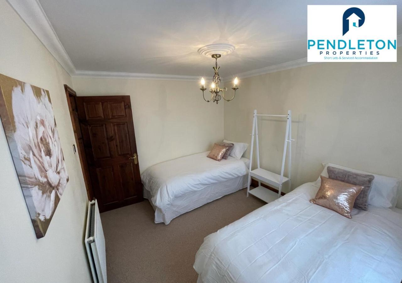 Holiday home Spacious 2 Bedroom House For Contractors Or Familys Southport