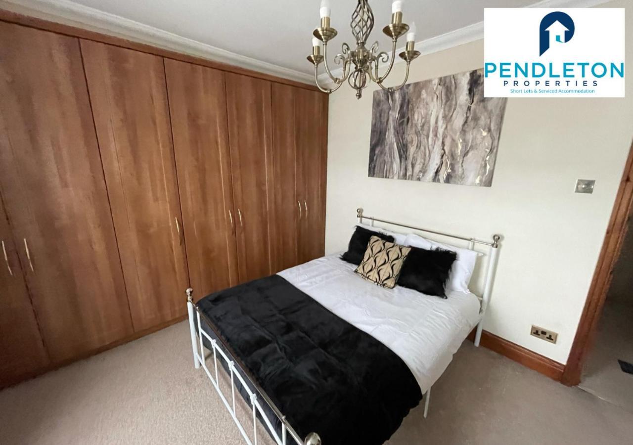 Spacious 2 Bedroom House For Contractors Or Familys