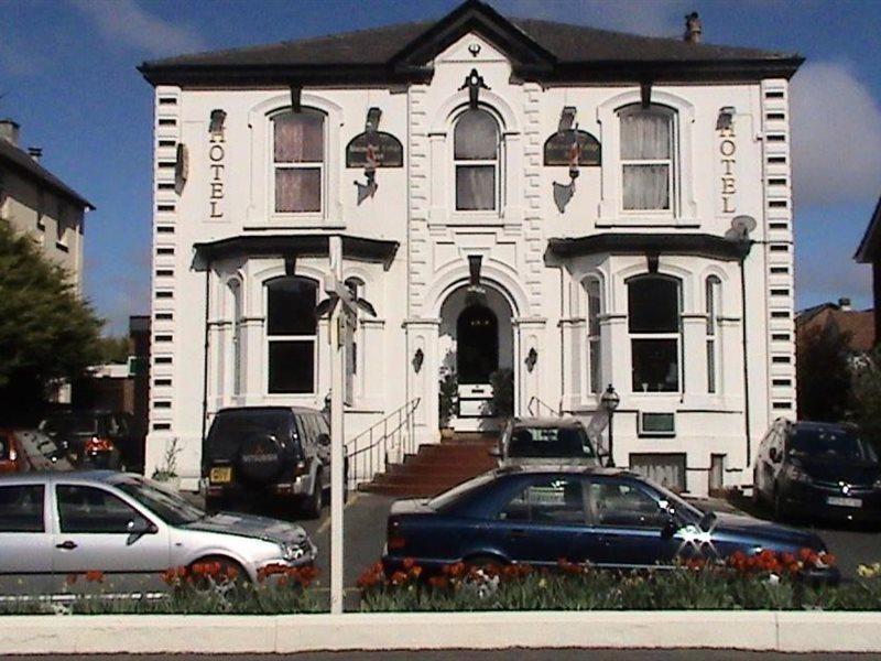 Balmoral 2*