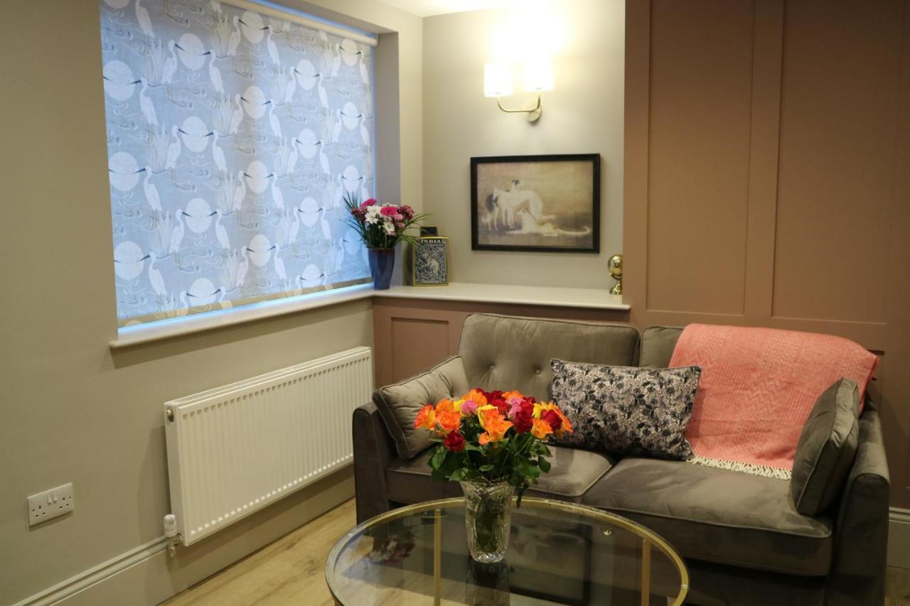 Apartment No 9 The Folly *