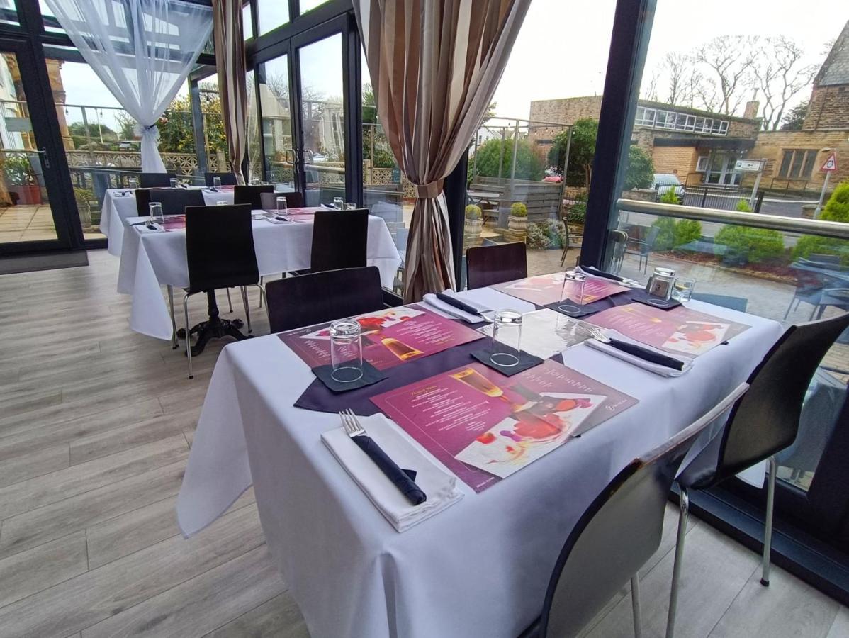 Dukes Folly Hotel Southport