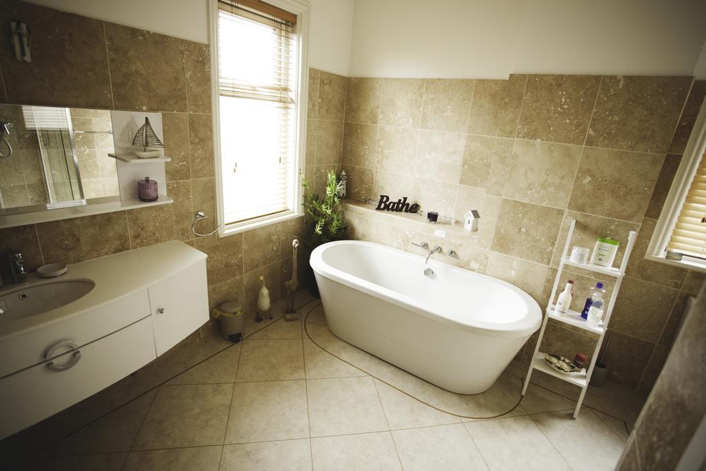 Vale House Bed & Breakfast Southport