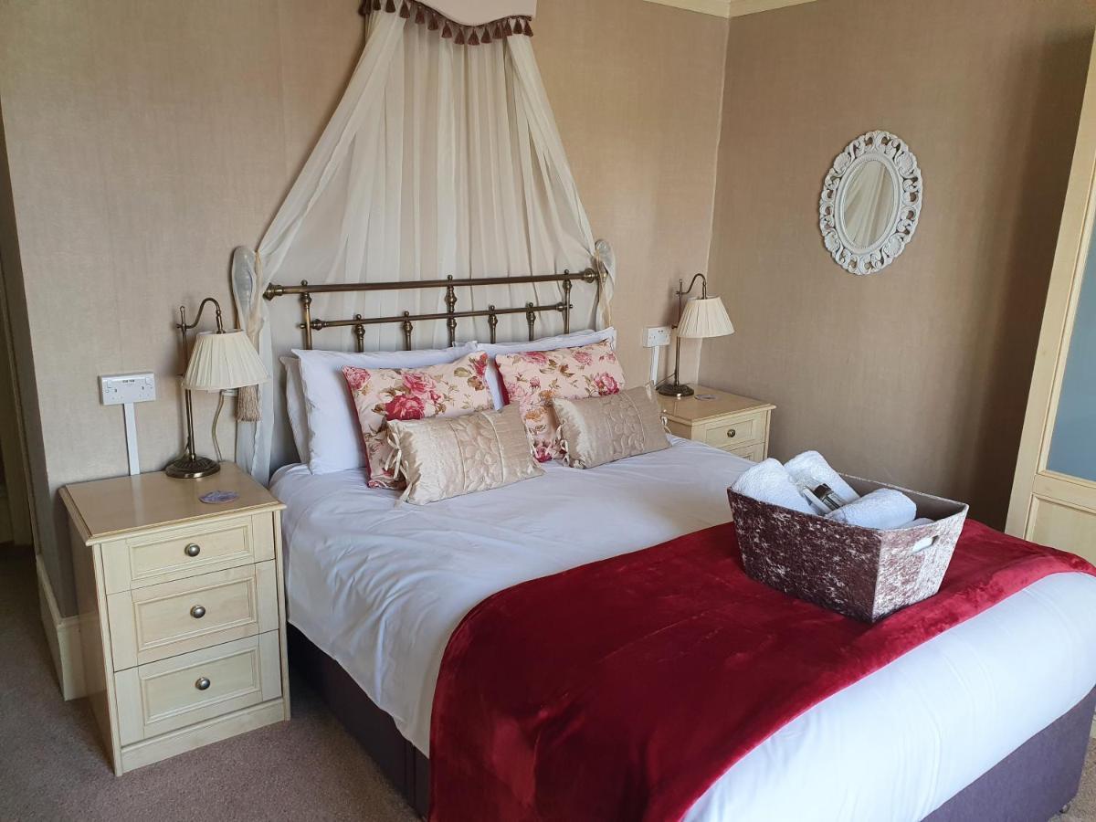 The Braemar 4* Southport