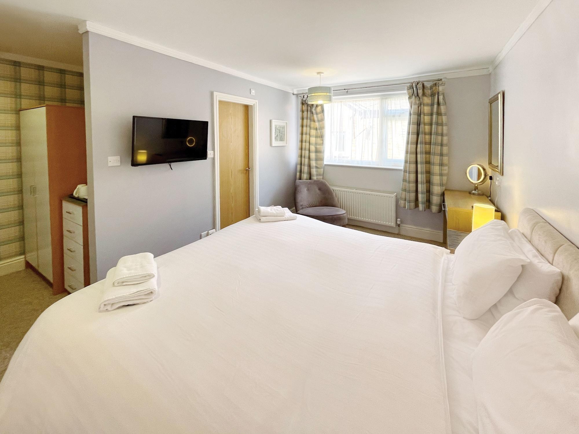 Dukes Folly Hotel 3*