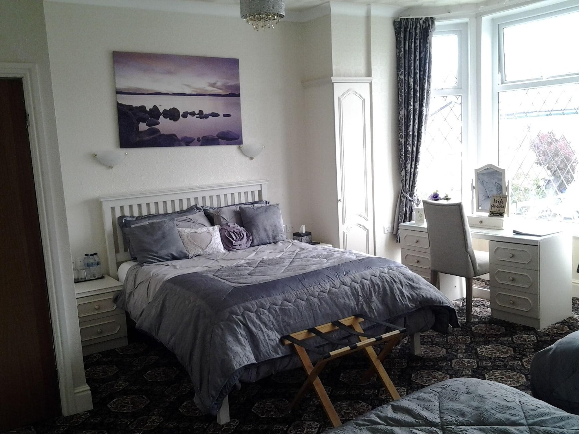 Le Maitre 4* Southport