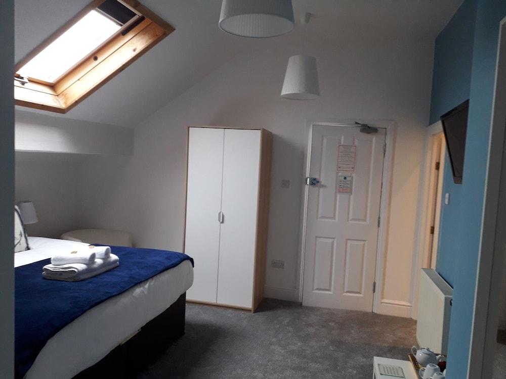 Edendale House 3* Southport