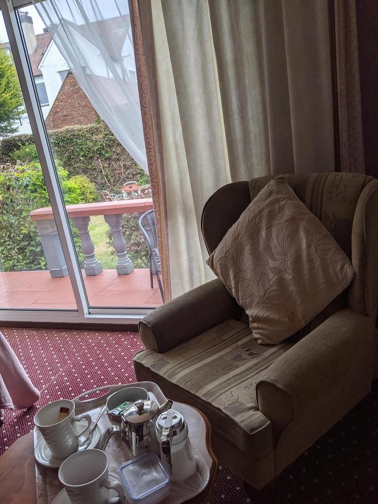 Balmoral Hotel Southport