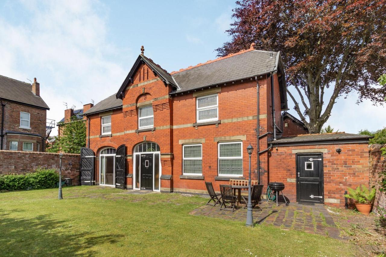 Coach House Holiday home *