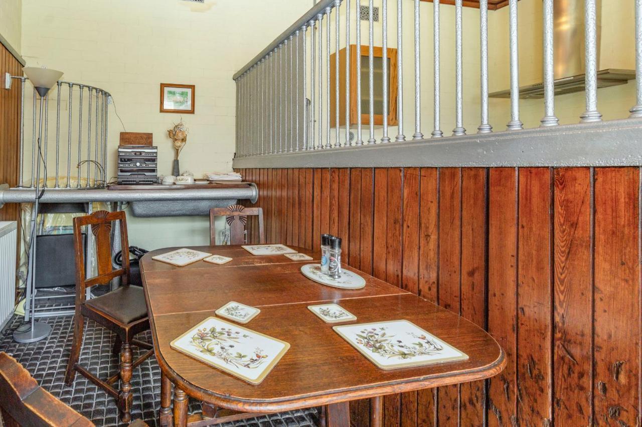 Coach House Southport