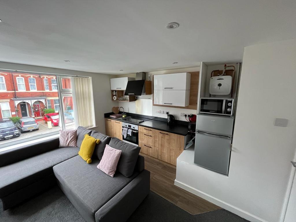 The Old Wig Shop Apartment Southport