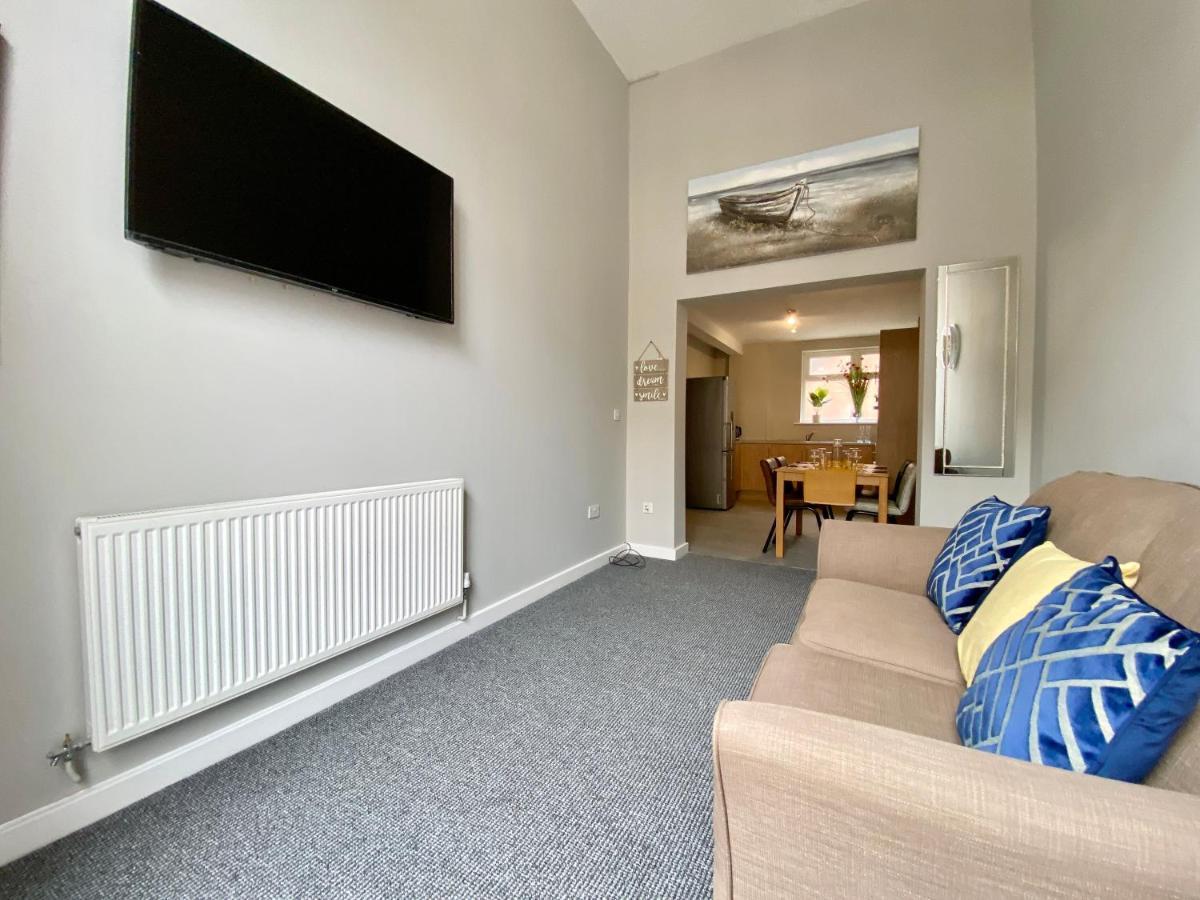 Fabulous 1 Bedroom - Sleeps 4 Apartment