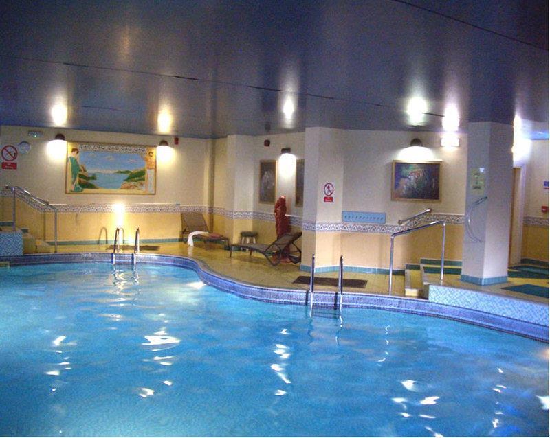 Scarisbrick 3* Southport