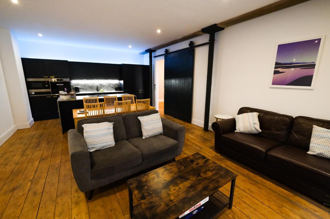 The Eden Warehouse - Pink Apartment *