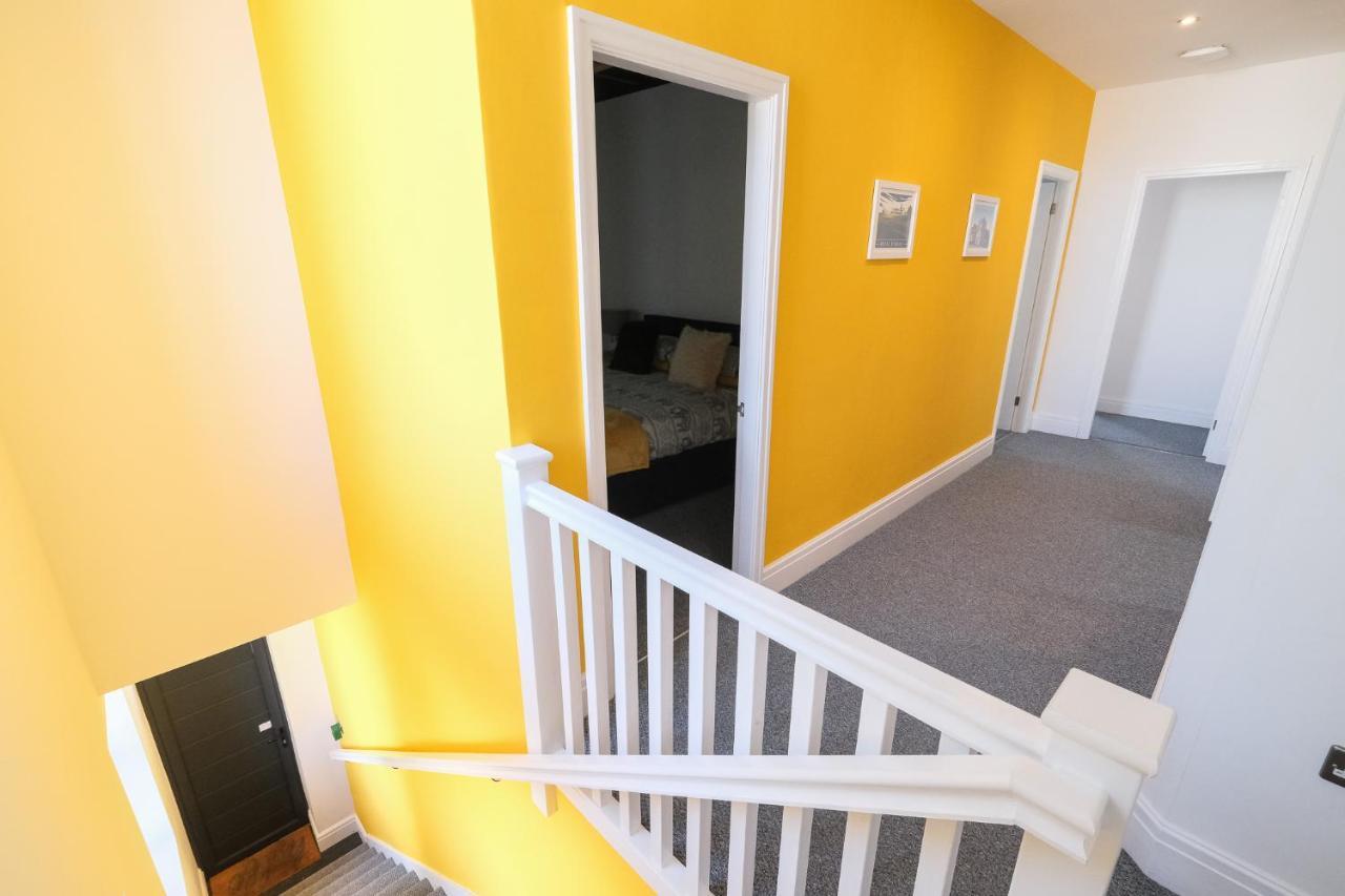 The Eden Warehouse - Gold Apartment, Sleeps 6 Apartment *