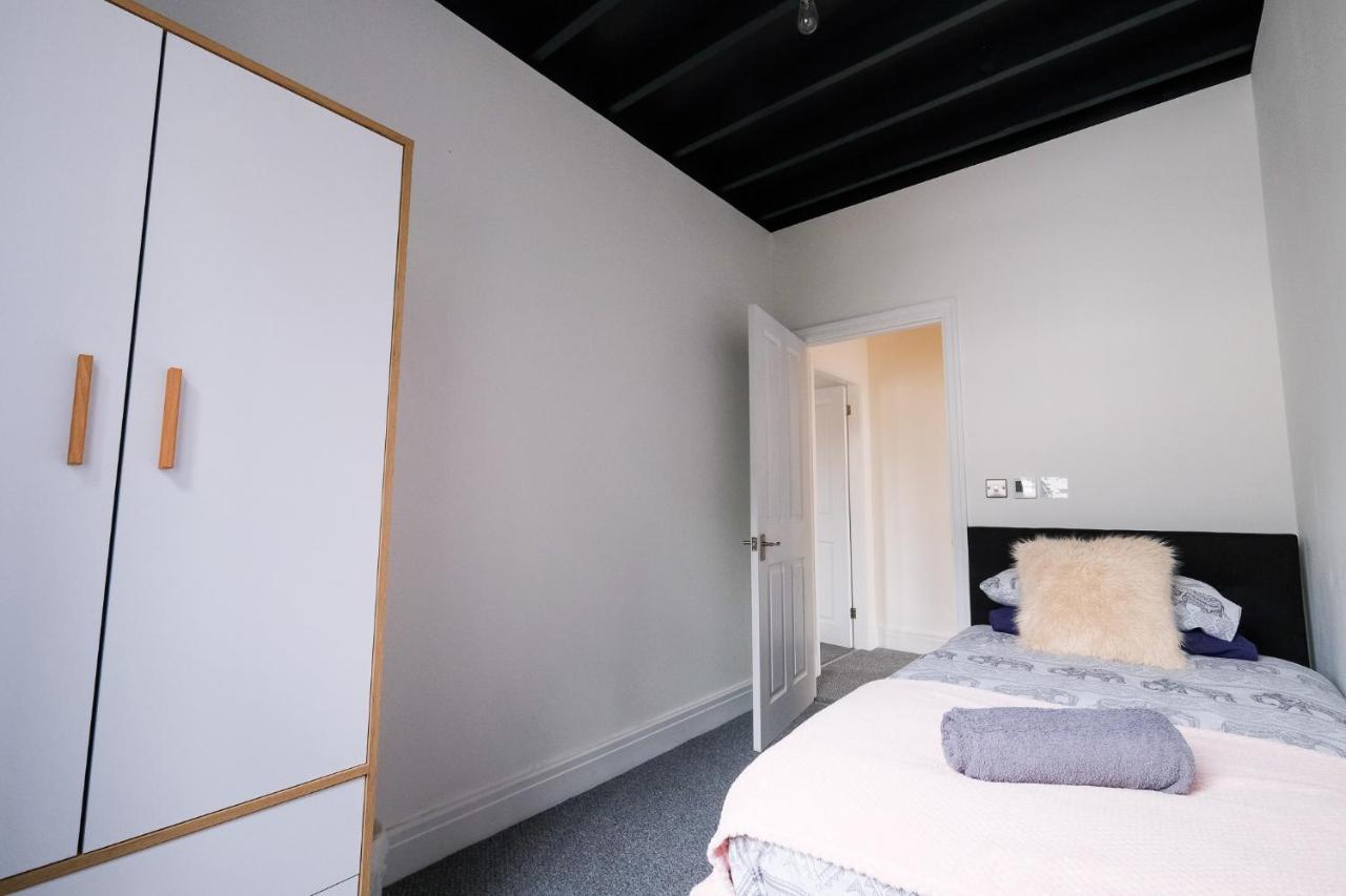 Apartment The Eden Warehouse - Gold Apartment, Sleeps 6 *