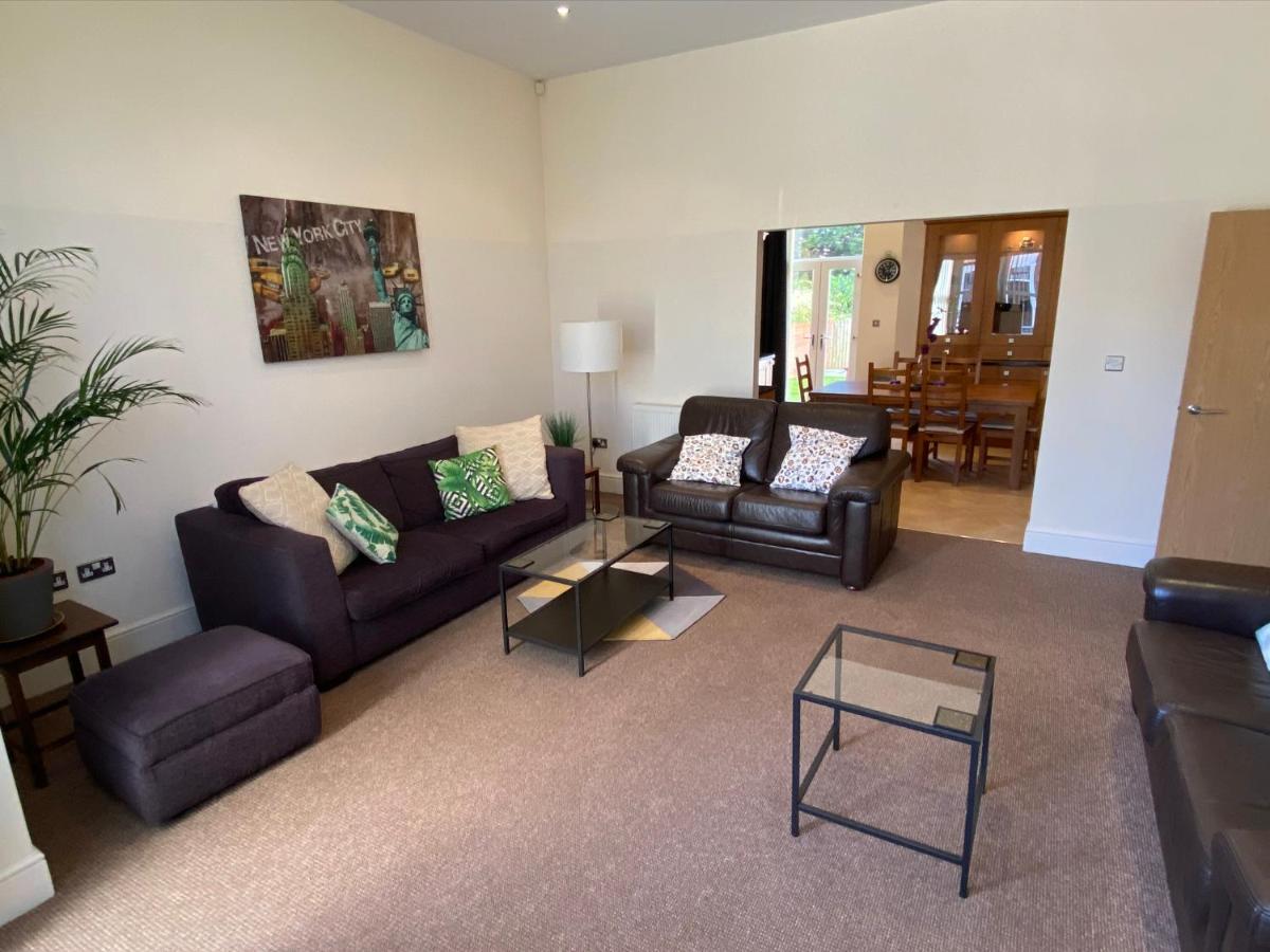The Shelbourne Apartment *