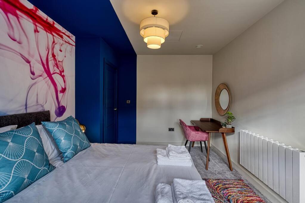 Beautiful 1 Bedroom Apt In The Heart Of Apartment *