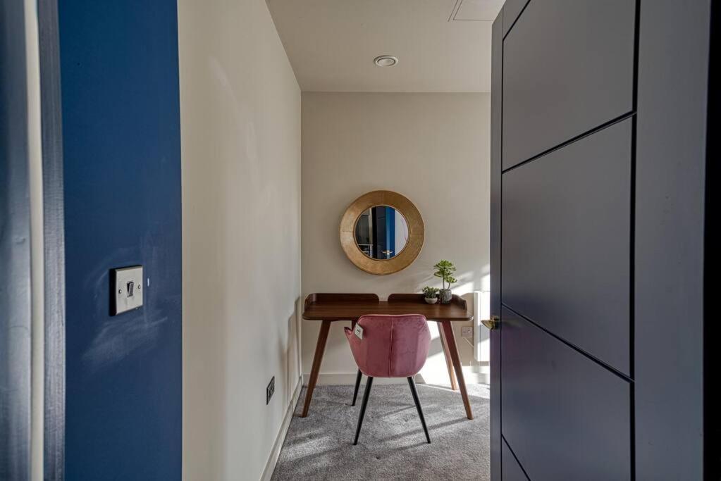 Apartment Beautiful 1 Bedroom Apt In The Heart Of *