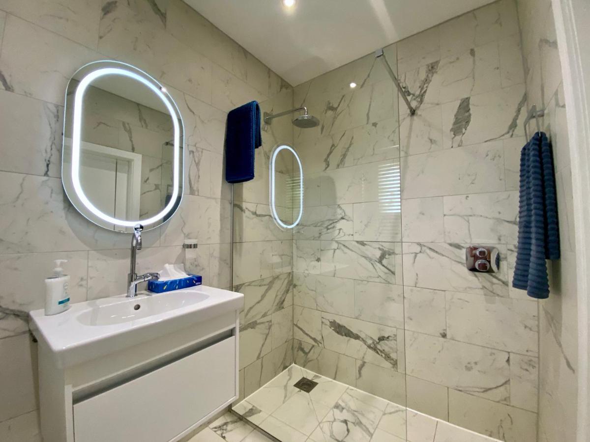 Executive Boutique - Cs Holiday home Southport