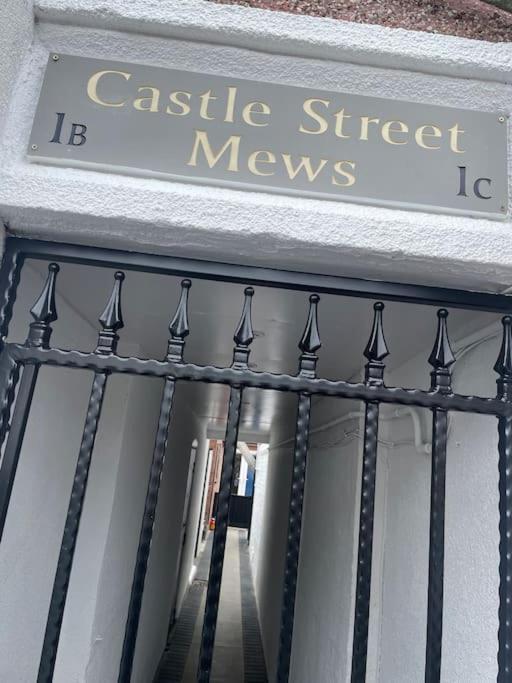 Castle St Mews Of - 2 Bed Townhouse * Southport