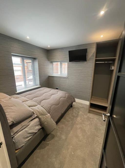 Castle St Mews Of - 2 Bed Townhouse Holiday home