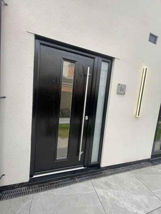 Castle St Mews Of - 2 Bed Townhouse Southport