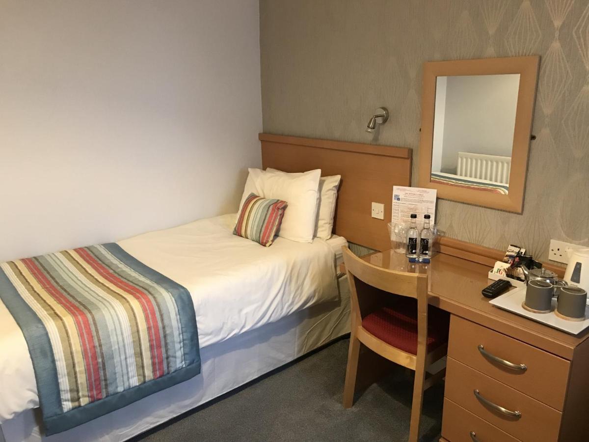 Guest house The Bowden Southport