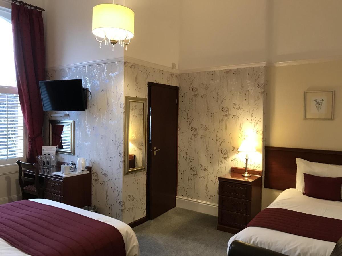 Guest house The Bowden Southport
