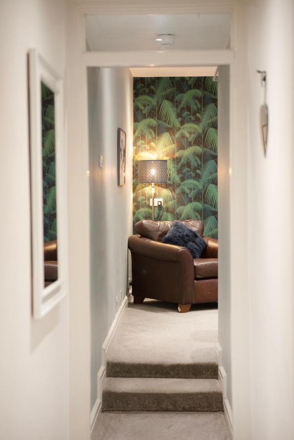 3 -min Walk To Pier & Fast Wi-fi & Perfect Getaway Southport