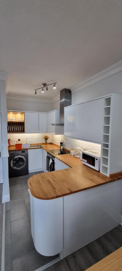Lakeview Apartment, Location, Sea And View, Free Parking * Southport