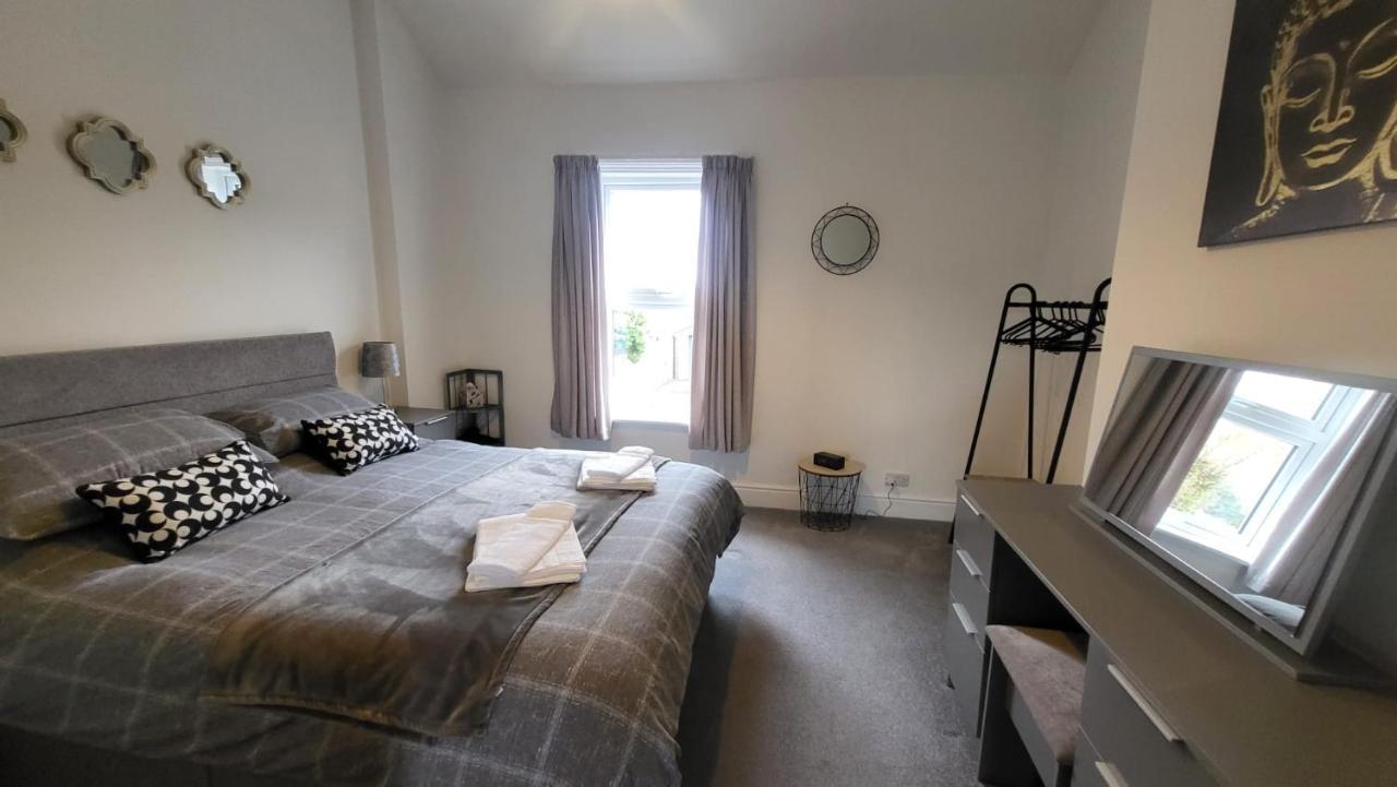 - At - Sleeps 6 * Southport