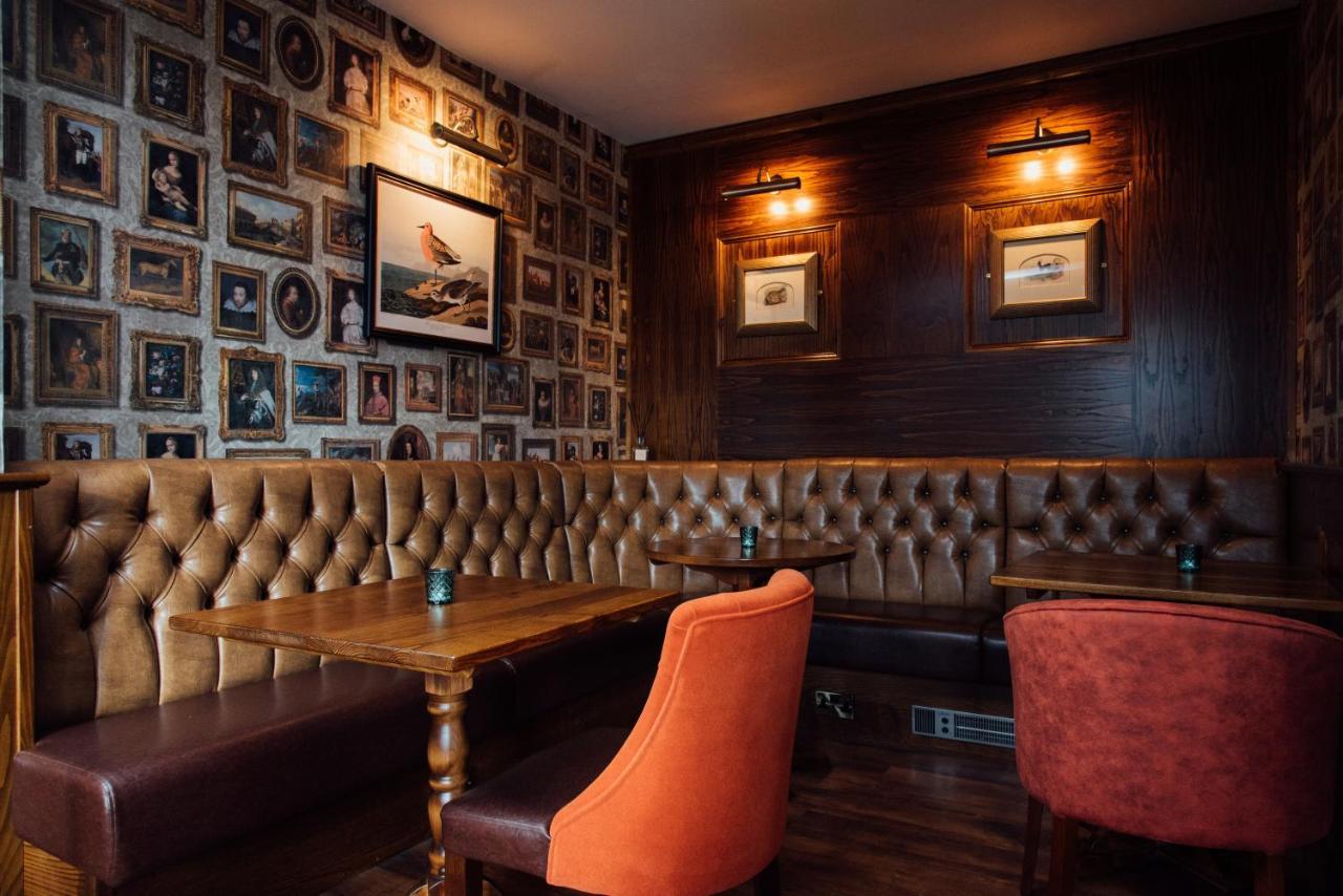 Hotel Arthur's Bar & 4*