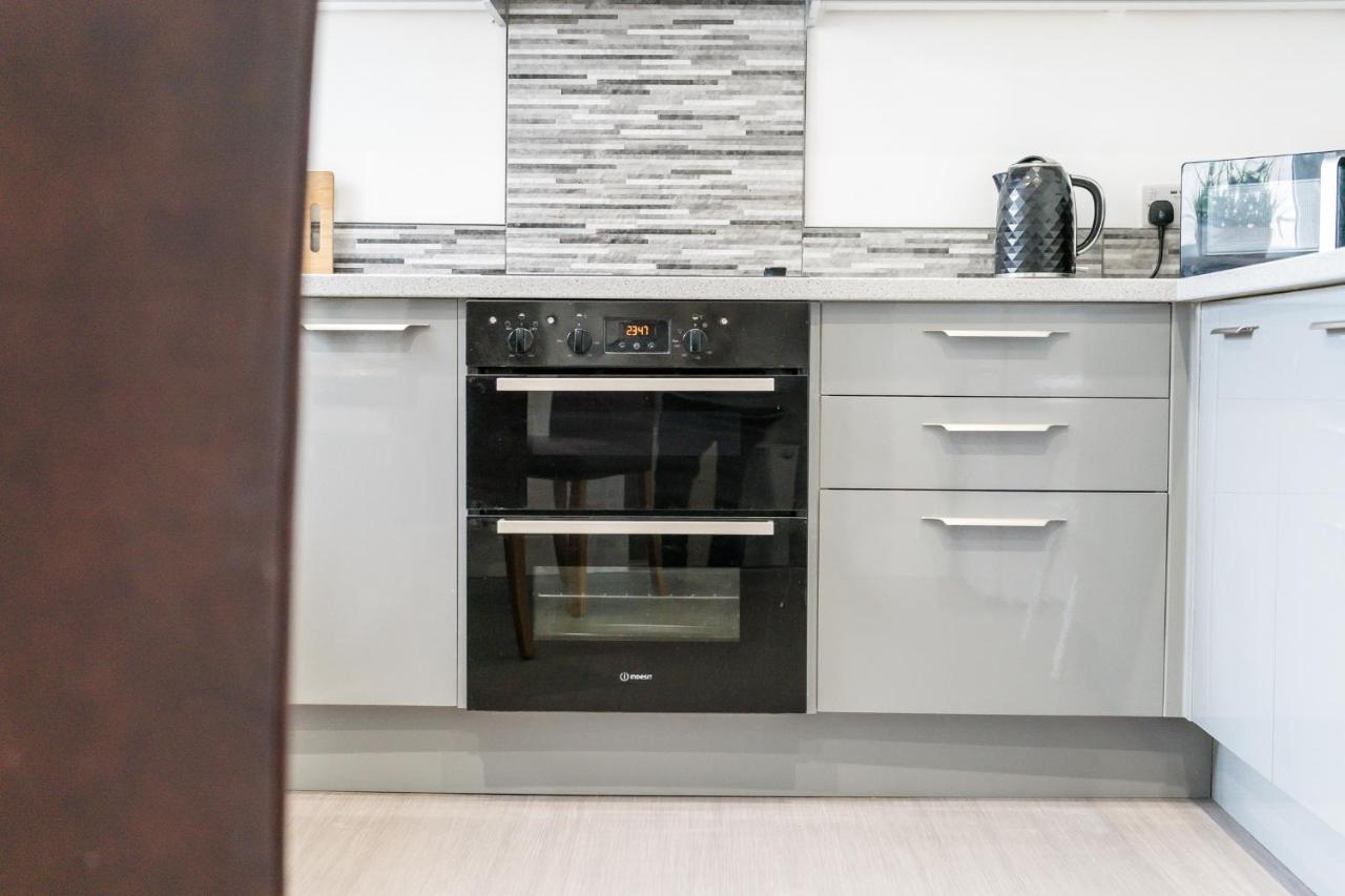 Birkdale Boutique Sleeps 5 Apartment