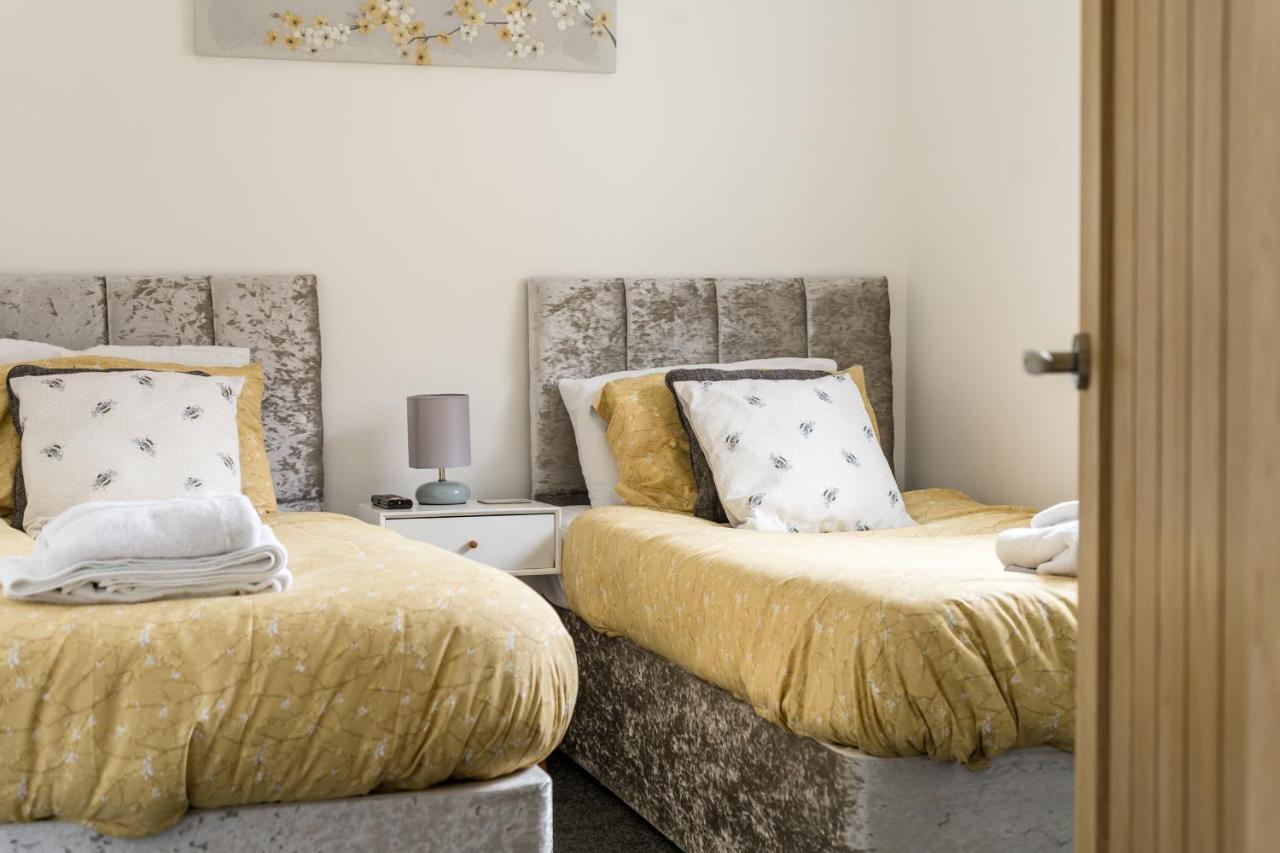 Birkdale Boutique Sleeps 5 Apartment