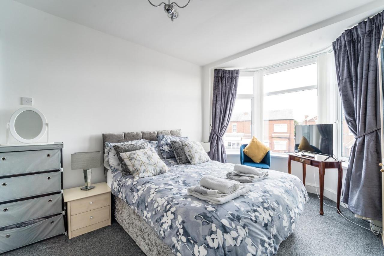 Birkdale Boutique Sleeps 5 Apartment Southport