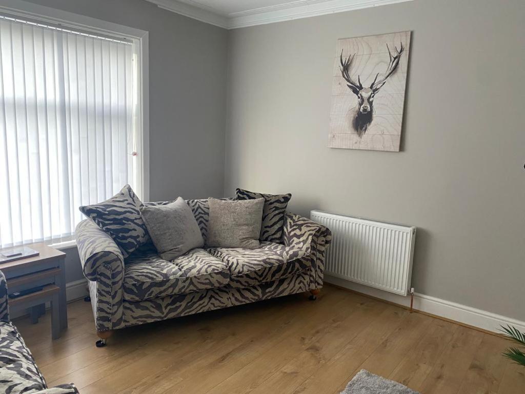 Amazing Two Bedroom - Sr Apartment Southport