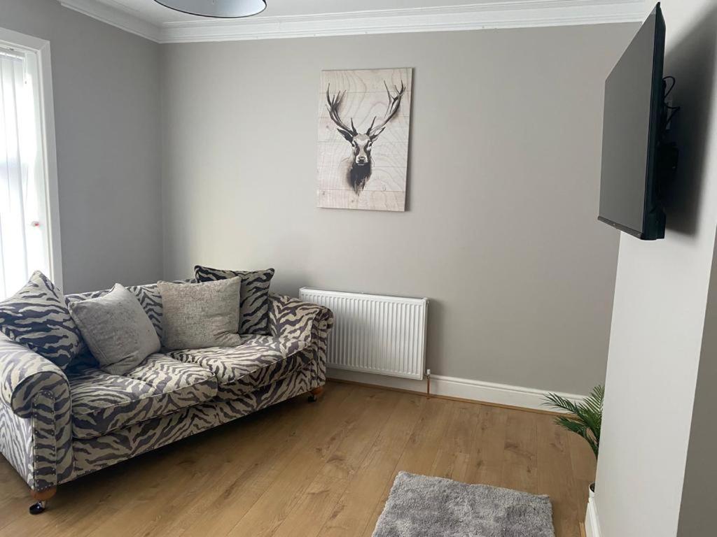 Amazing Two Bedroom - Sr Apartment