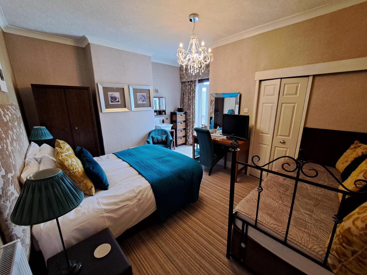 The Ambassador Townhouse Guest house Southport