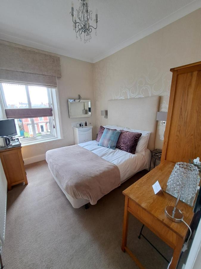 The Ambassador Townhouse Guest house Southport