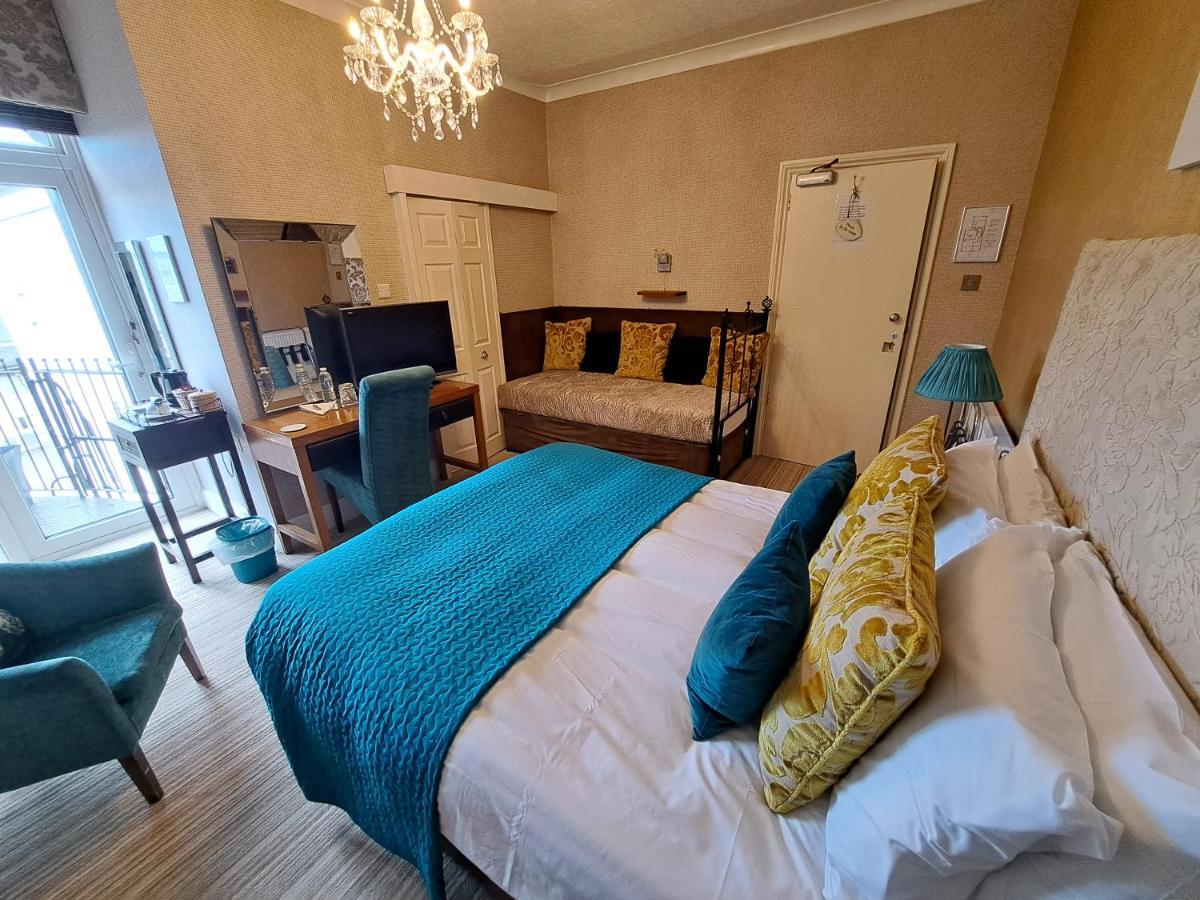 The Ambassador Townhouse