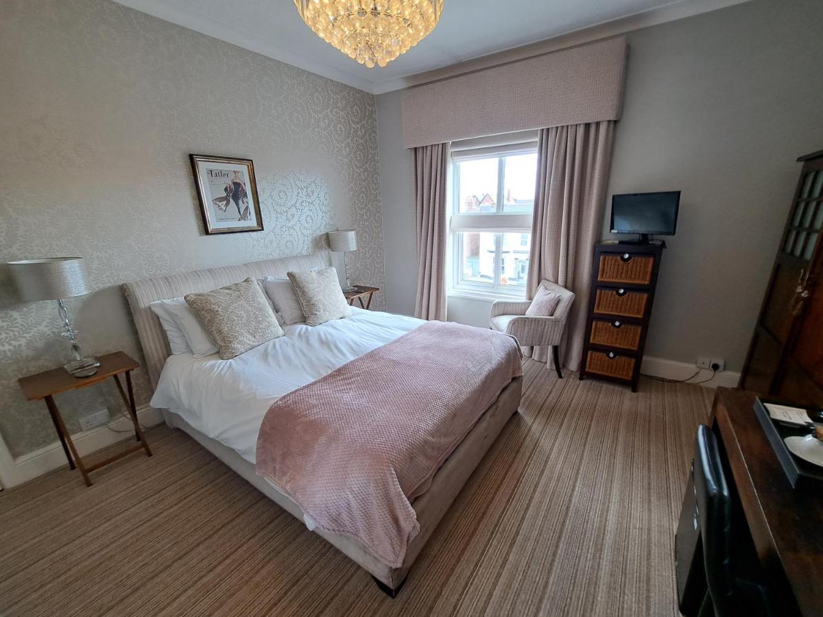 The Ambassador Townhouse 4*