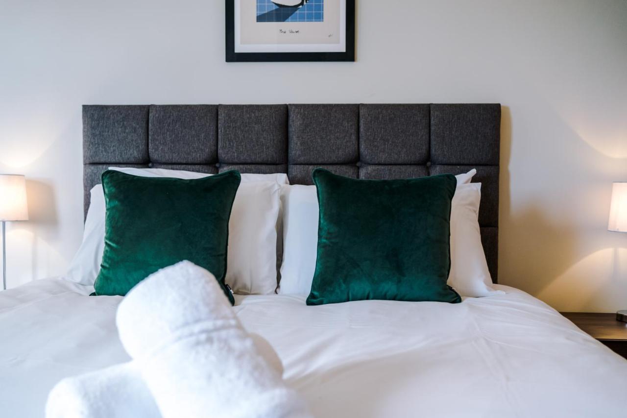 Apartment Stylish, Central And Spacious In Southport