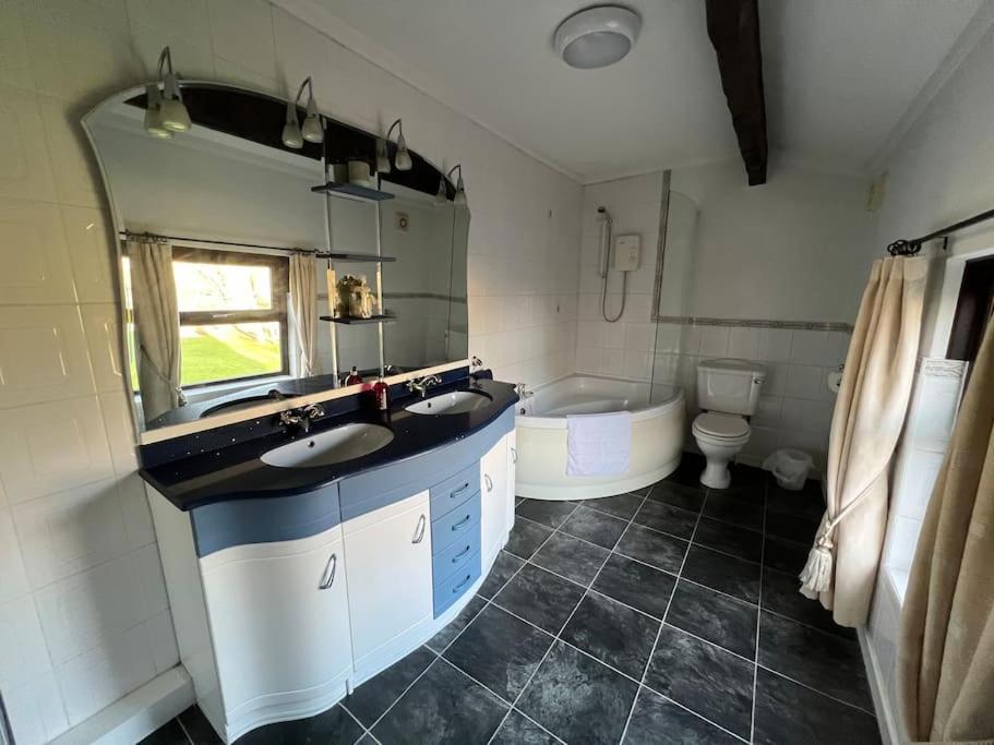 Holiday home Rural Family With Countryside Views *