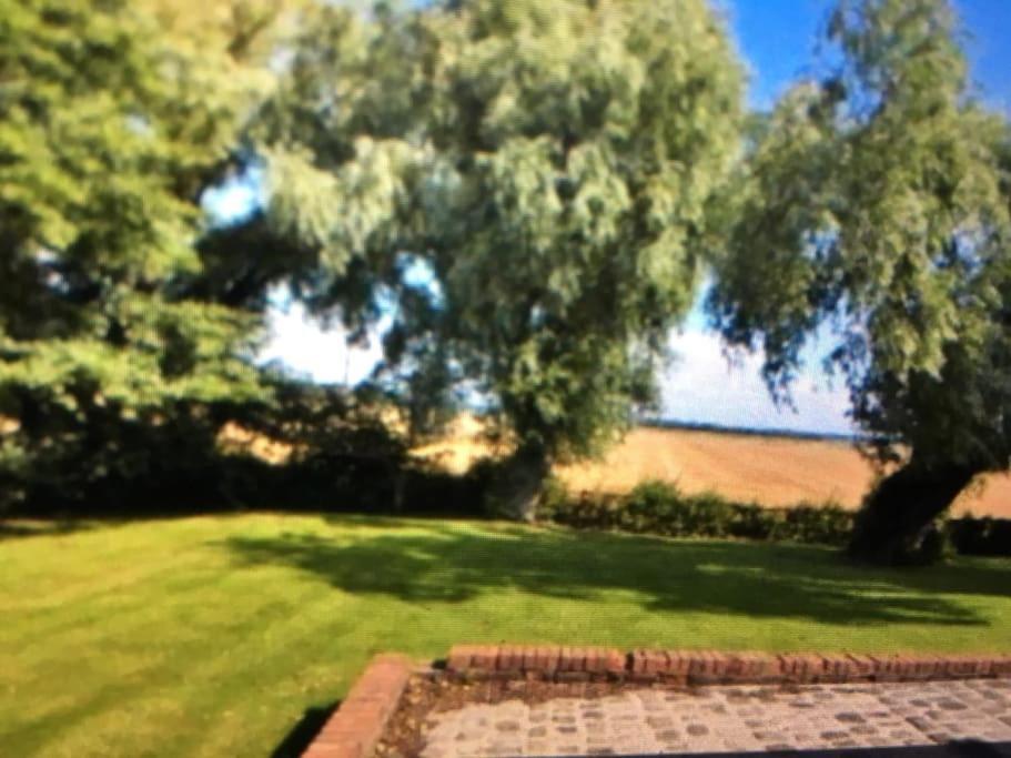 Rural Family With Countryside Views * Southport