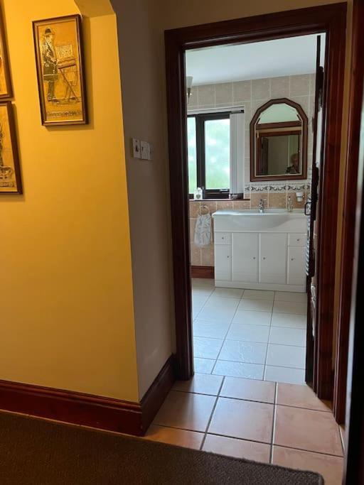 Rural Family With Countryside Views * Southport