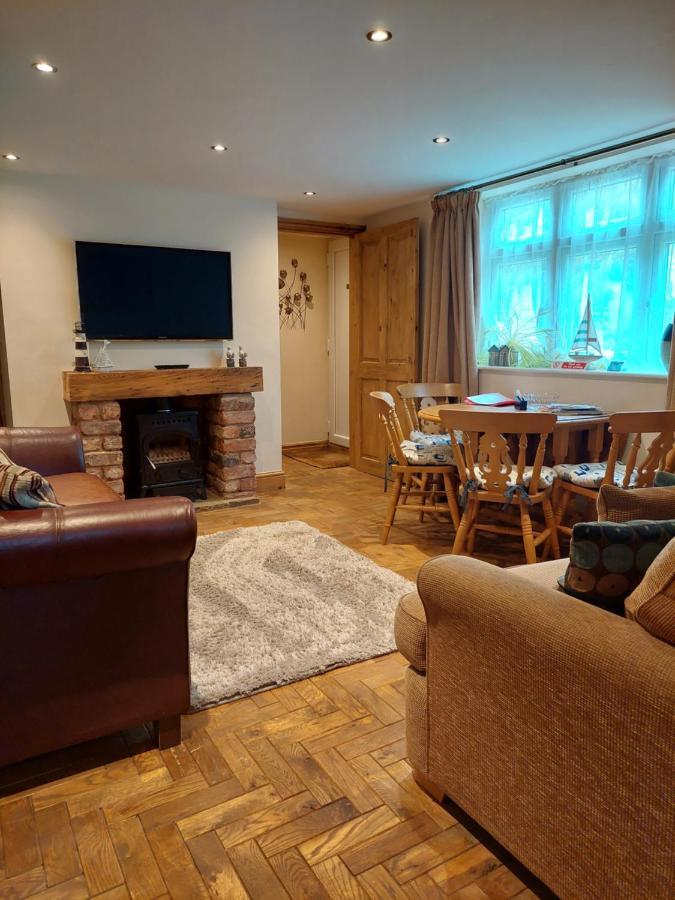 Holiday home The Coach House Cottage,