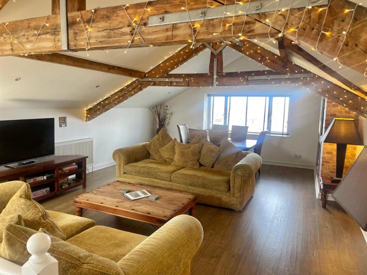 House 3 Bed Penthouse *