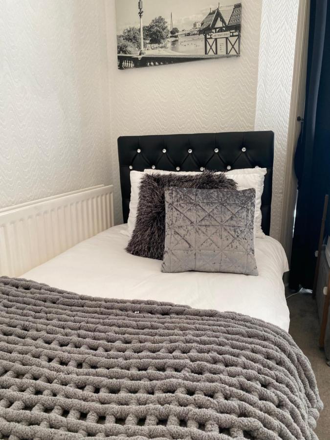 Guest house Aaron Southport