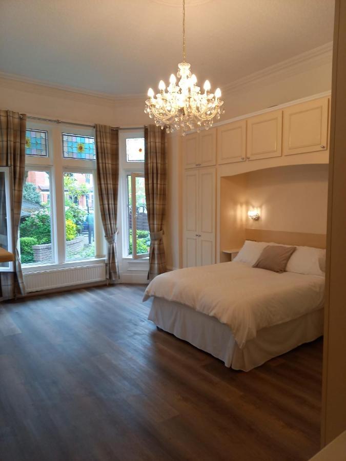 Bed & Breakfast The Pheonix Southport